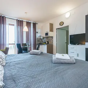  Apartment Chiara