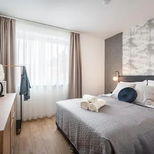  Apartman The Rose Garden Hungary