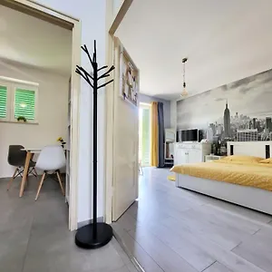 Appartamento Cozy With Balcony 10 Min From The, Fiume